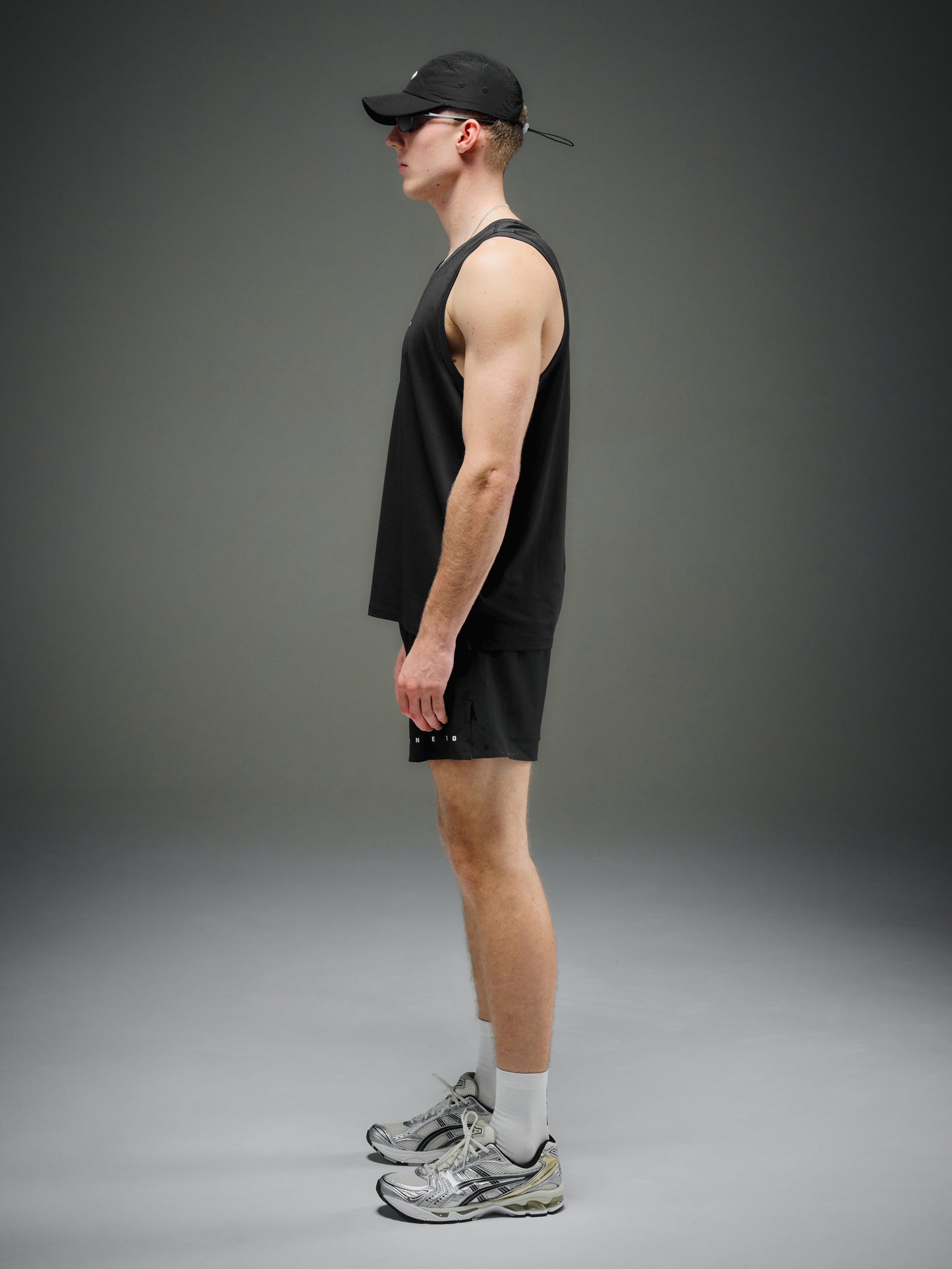 Arc Singlet - Black